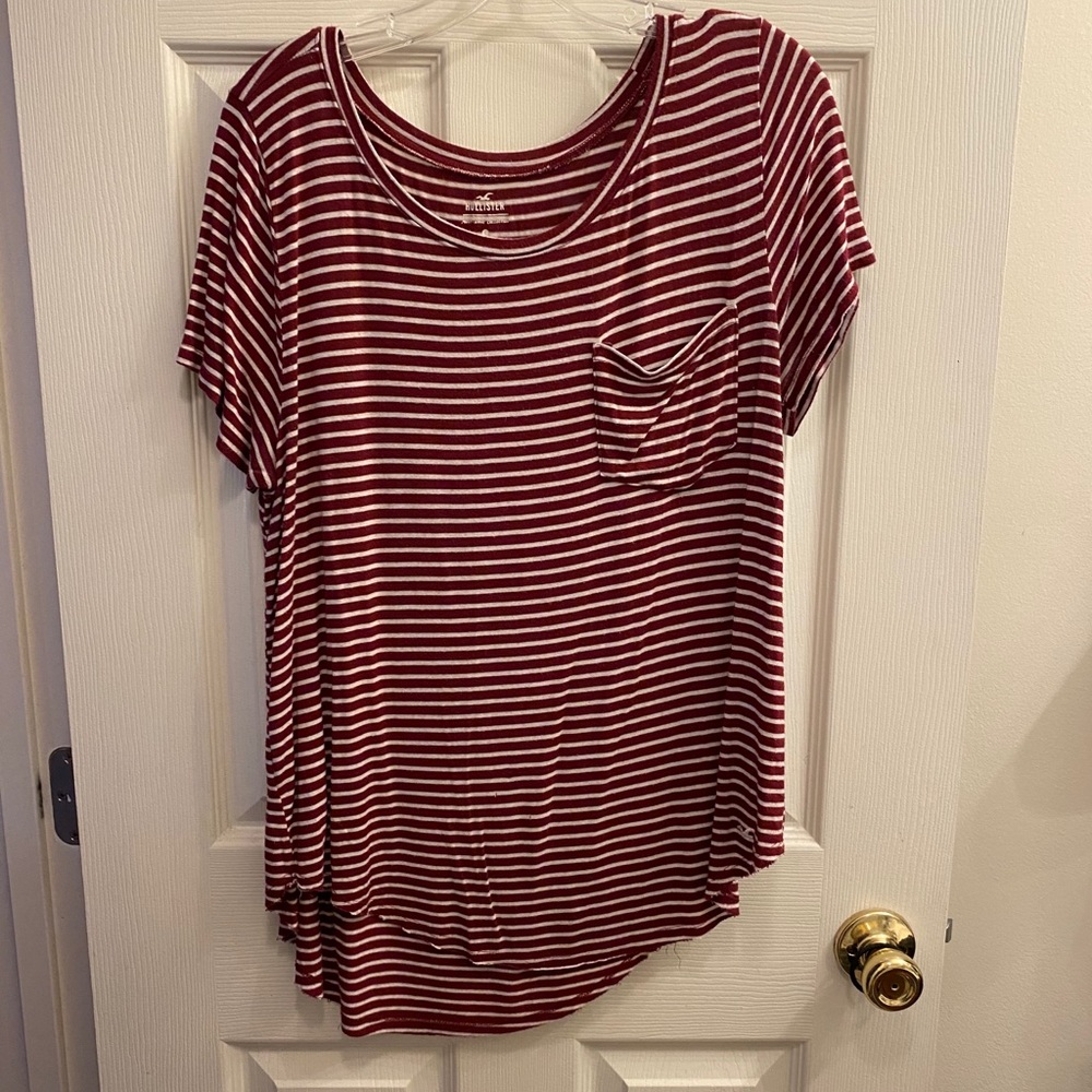 maroon striped tee